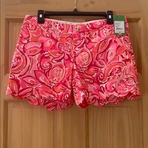 Cute Lilly Pulitzer Buttercup shorts. Size 4. NWT.